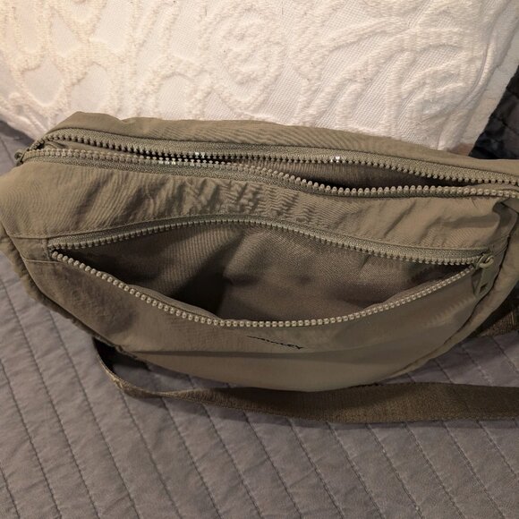 Brixley Basil Crescent Bag - Picture 9 of 9